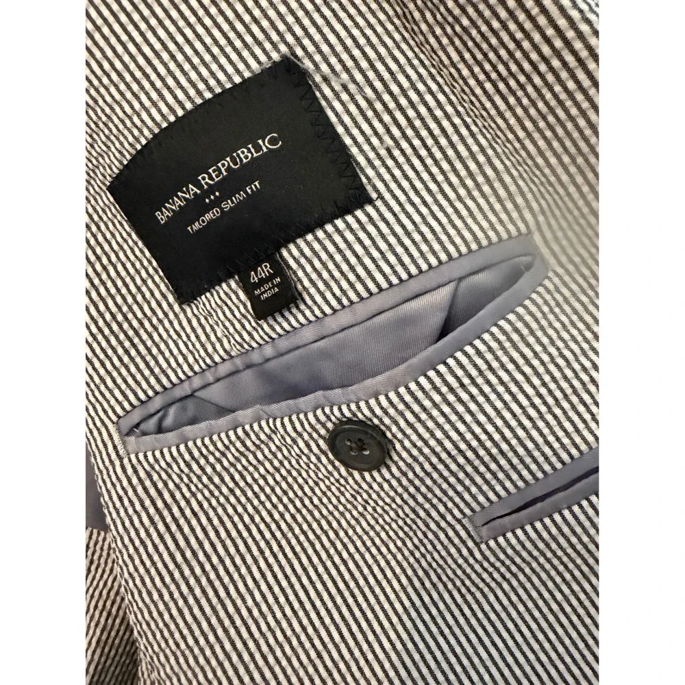 Banana Republic Seersucker Blazer Mens 44R Tailored Slim Fit Black White Striped
